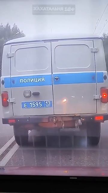 286. Мужик Не растерялся красавчик😁😁#shorts #shortvideo  #приколы #юмор #смешныевидео #funny #мемы смотреть онлайн