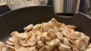 1000010283.mp4 🌲🌲🌲ГНЕЗДА ИЗ ФАРША 🌲🌲🌲