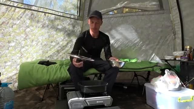 НАЛОВИЛ РАЗНОЙ РЫБЫ И ПОЖАРИЛ ЯИЧНИЦУ! УДАЧНАЯ ВЫШЛА РЫБАЛКА! Осенняя рыбалка на спиннинг 2025. смотреть онлайн