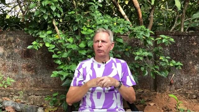 Почему Кришна нас любит... 190 В. Тушкин