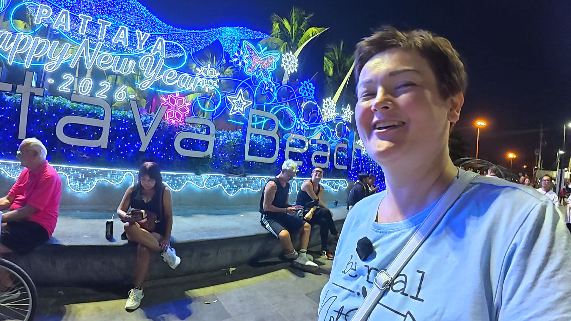 Паттайя большая ДЕРЕВНЯ, ЗНАКОМЫЕ на каждом шагу! Райский МАССАЖ! ВКУСНЯШКА на рынке Рам По! Влог