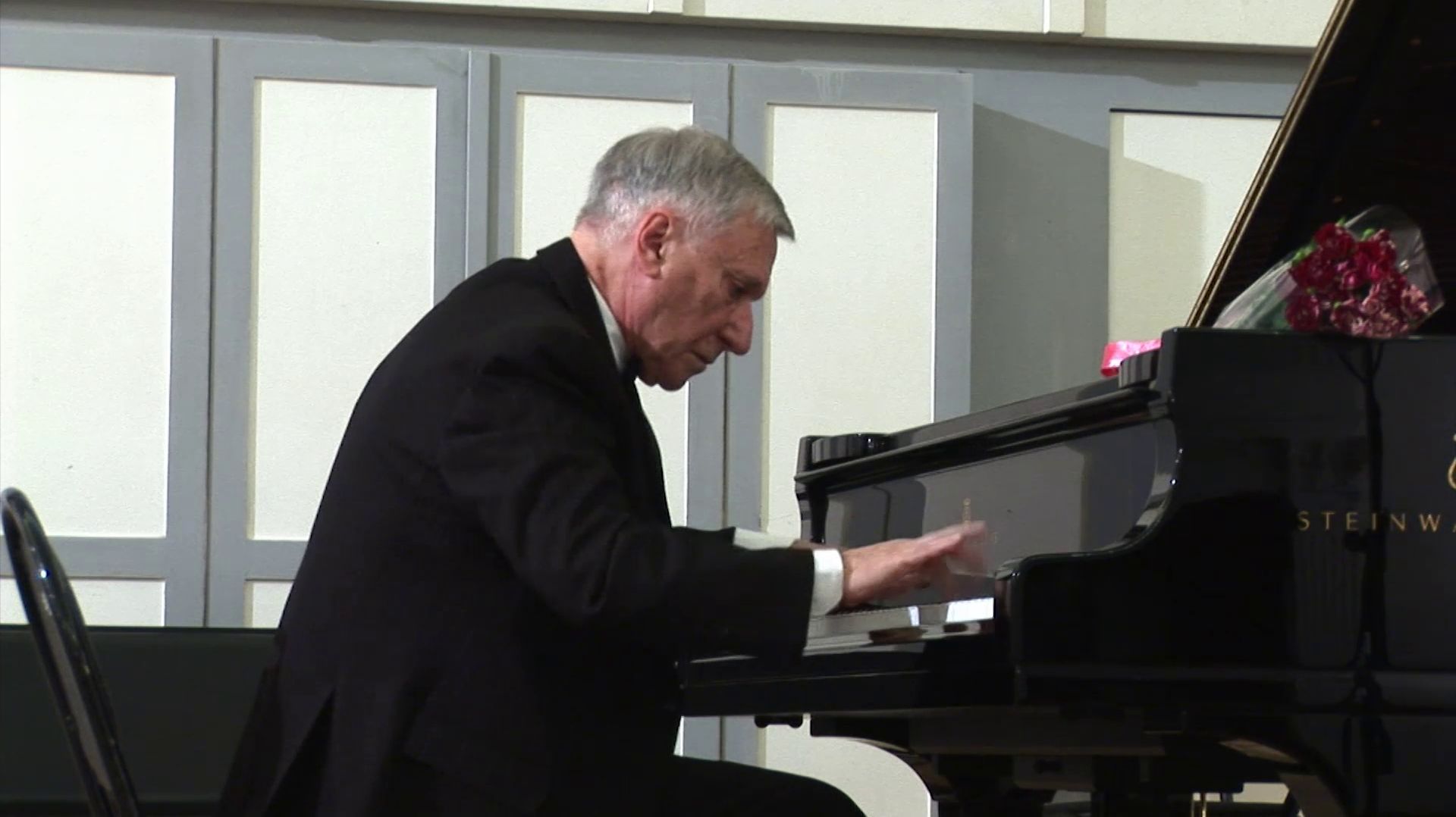 С. Прокофьев - Токката. Альберт ТАРАКАНОВ (фортепиано) смотреть онлайн