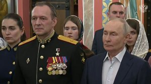 Путин посетил рождественское богослужение в храме великомученика Георгия Победоносца в Подмосковье