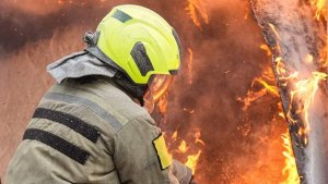 Пожар произошел на нефтебазе в Белгородской области из-за атаки БПЛА