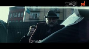 Джон Уик нападает на Виго.