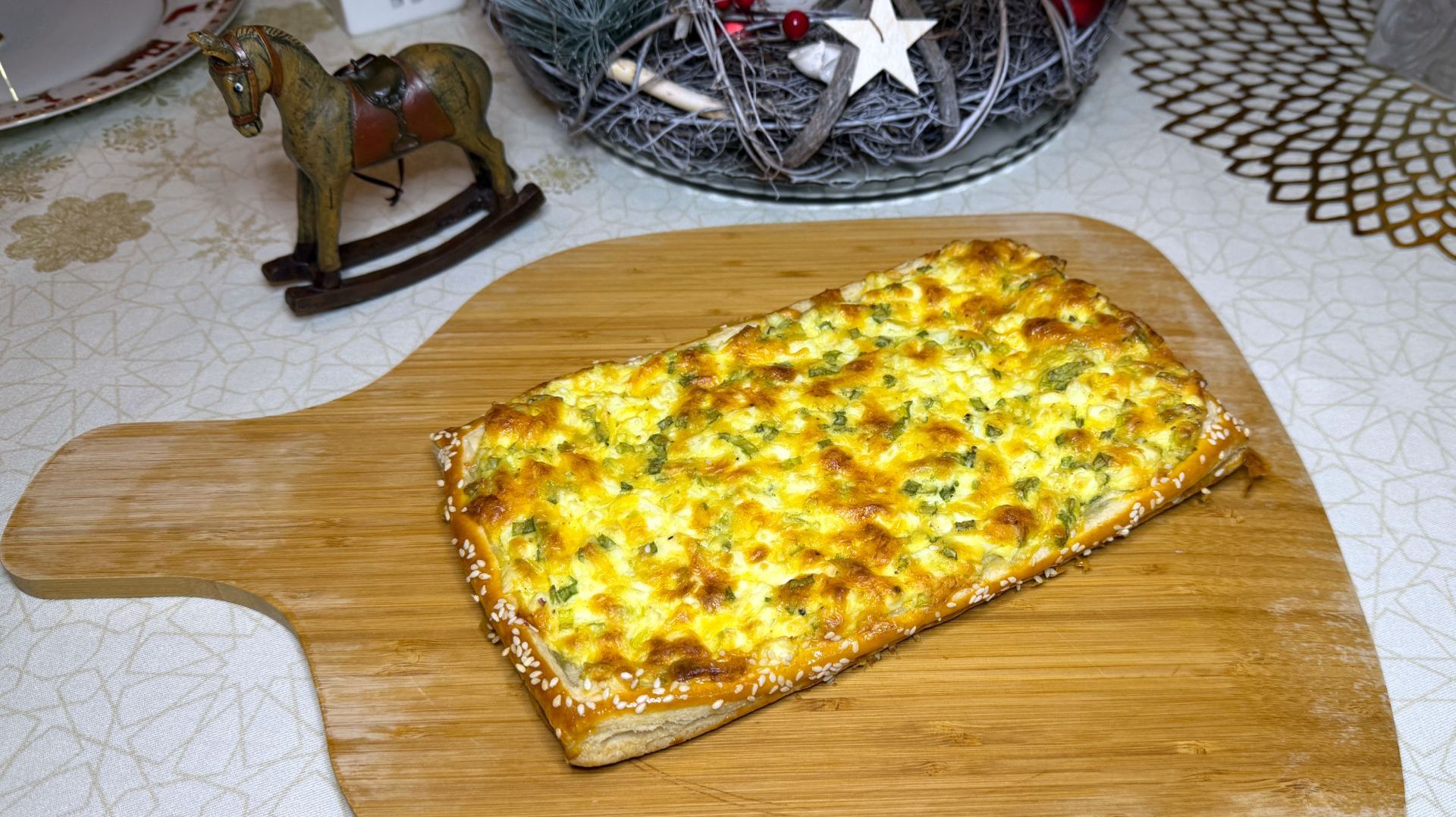 Пирог с яйцом и зеленым луком - быстрый и вкусный рецепт за считанные минуты смотреть онлайн