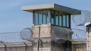 Осужденный за шпионаж сотрудник ЦРУ Эймс умер в тюрьме в США