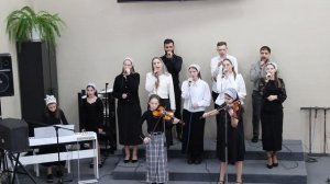 Он так любит всех нас!  | #христианские_песни #прославление #ОЦХВЕ