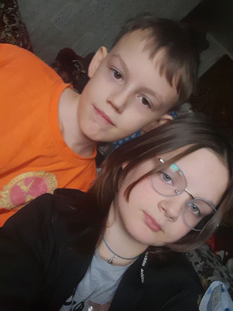 Саша и Алёна смотреть онлайн