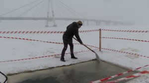 Прорубь для моржей