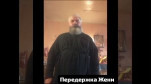 По крыше барабанит дождь.Но в доме всем тепло,уютно