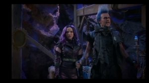 отрывок из фильма Descendants 3