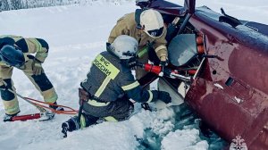 На территории базы отдыха в Пермском крае упал вертолет, есть погибшие