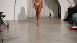 Полный показ купальников Veve. 4K UHD