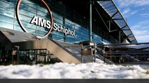 В Нидерландах сообщили о сбое в амстердамском аэропорту Схипхол из-за погоды