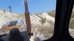 Экстремальная поездка на тракторе МТЗ-80 по каньону!