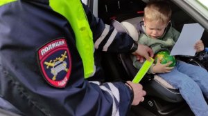 Штрафы за перевозку детей без автокресел выросли до пяти тысяч рублей