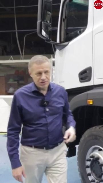 КамАЗ-65956 новый: седельный тягач на полном приводе