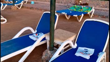 Возможная проблема с лежаками в отеле Sunny Days El Palacio Resort Хургада,Египет смотреть онлайн
