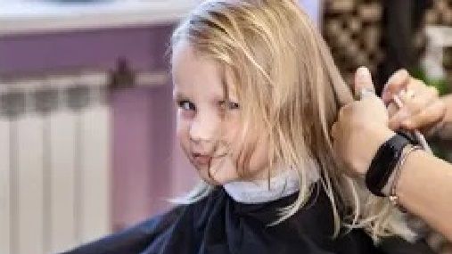 ЛУННЫЙ КАЛЕНДАРЬ СТРИЖКИ, ОКРАШИВАНИЯ И ЗАВИВКИ ВОЛОС НА ФЕВРАЛЬ 2026 #лунныйкалендарь #стрижкаволос смотреть онлайн