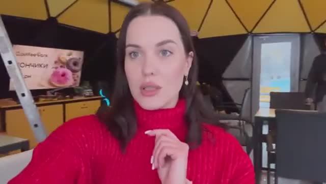 Юля (Днепр) - ПОДАРКИ ОТ ТИНЫ И НОВЫЕ ЗНАКОМСТВА 7.01.2026 смотреть онлайн