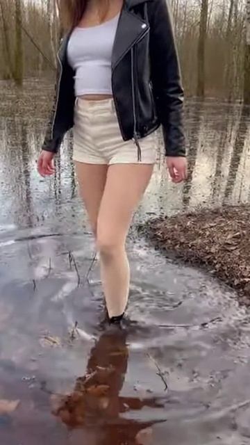 Девушка в грязи смотреть онлайн