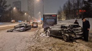 ДТП на Мосфильмовской улице в Москве