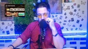 Украинский карлик просит есть премьер Венгрии Виктор Орбан