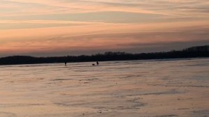 ДАВАЙТЕ ВСПОМНИМ.. ЮРА ШАТУНОВ... **ГРЁЗЫ**МОЯ ЛЮБИМАЯ ПЕСНЯ. ХОЖУ ПО ЛЬДУ. НА ВОЛГЕ...