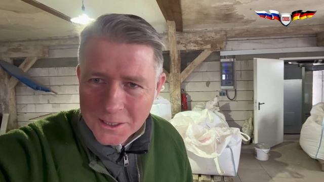 Немецкий фермер: Мерц ну давай жахни санкциями по США или это не тоже самое, что на Украине? смотреть онлайн