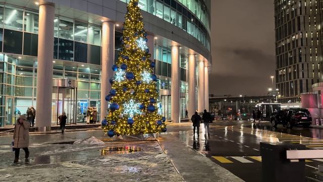 Москва Сити 2026 рождественское сияние мощный снег и магия Нового года ❄️✨