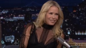 Челси Хэндлер отправилась в психоделический круиз с мужчиной, с которым познакомилась в Вегасе