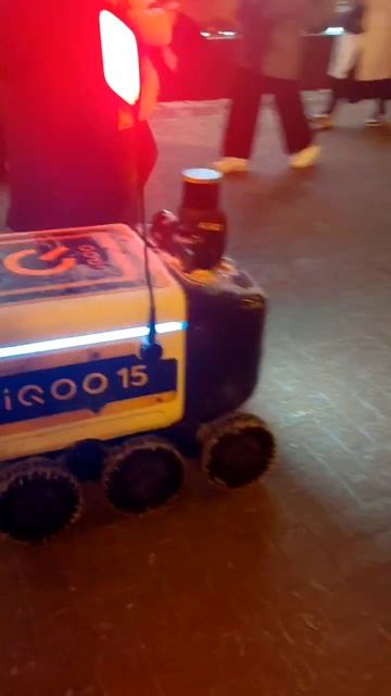 Робот доставщик в Москве