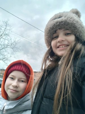 2 сестрёнки