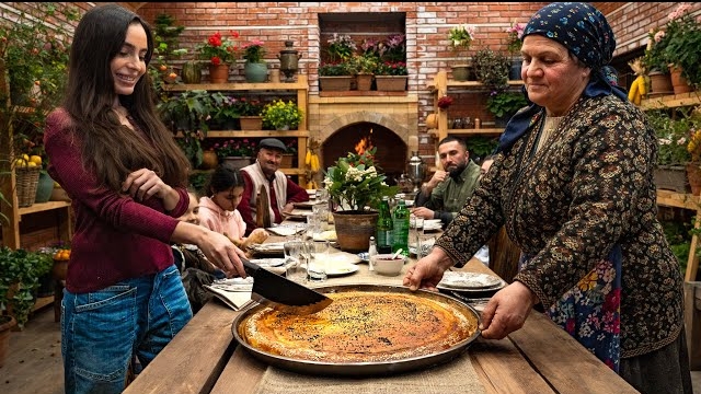 Готовим Традиционный Лезгинский Овощной Пирог с Лейлой Алиевой... 🌿 смотреть онлайн