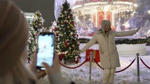 Новогодняя Москва встречает гостей из разных городов и стран.