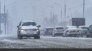 Синоптики спрогнозировали гололедицу и метель местами в Москве 8 января