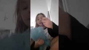 извините что долго не было на канале я забыла