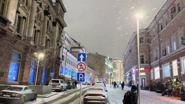 Москва становится белой русские любят снег на Новый год 2026 зимняя прогулка ❄️🎆 смотреть онлайн