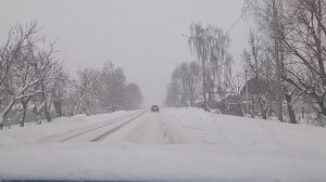 Утопаем в снегу...караул сколько снега...на улице метель пургу...