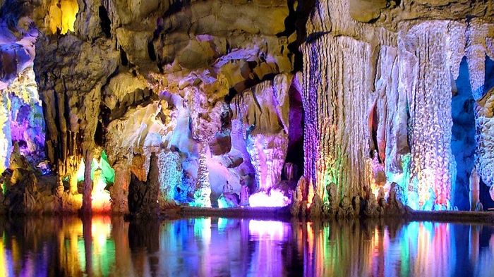 Самые красивые пещеры мира смотреть онлайн