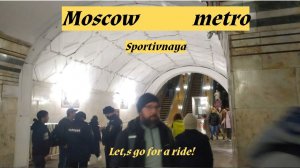 Ст.метро Спортивная, Москва, Красная (Сокольническая) Линия - интерьер, пассажиры, прибытие поездов