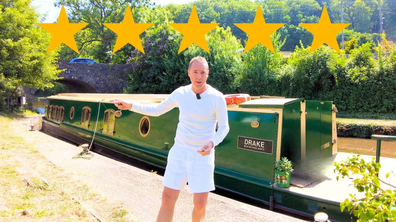 Мой ПЕРВЫЙ раз на РОСКОШНОЙ лодке по каналу! - Я был в шоке! смотреть онлайн