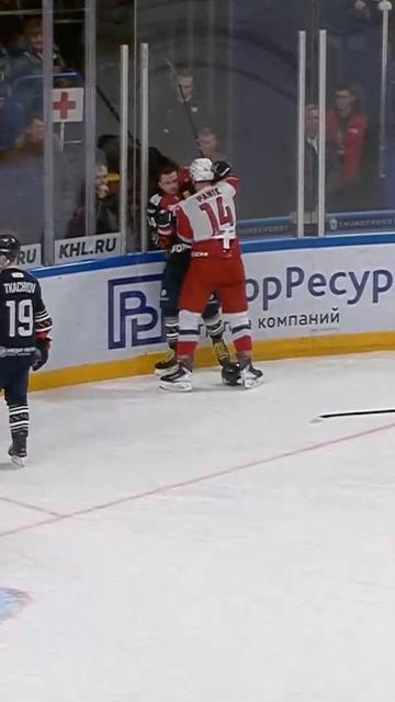 ЩА КАК напугаю 🎃 #КХЛ смотреть онлайн