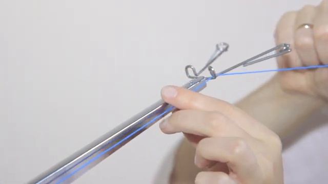 Машина Заправка пряжи на  вязальной машине  Silver Reed