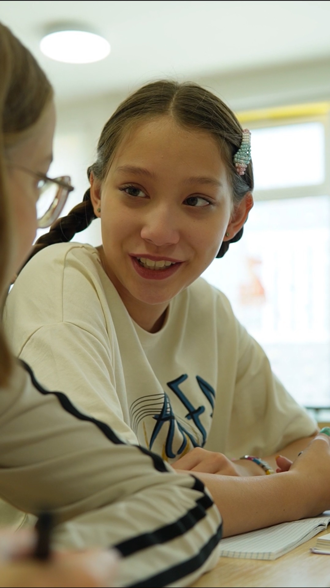 Как узнать кто твой настоящий друг? ➡️ тгшка намбэр уан вика чжан смотреть онлайн