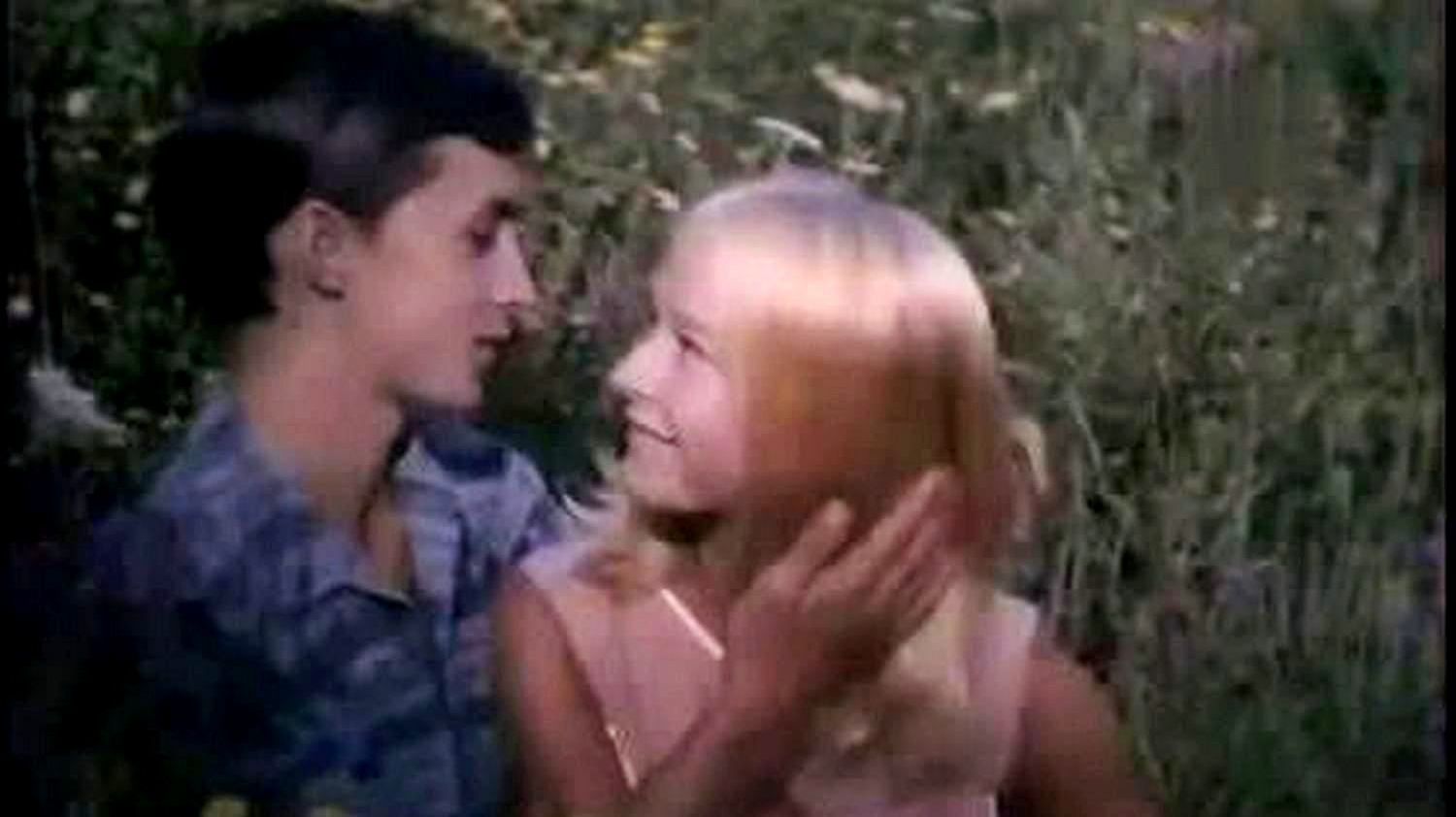 Виа Голубые гитары - Первый поцелуй!