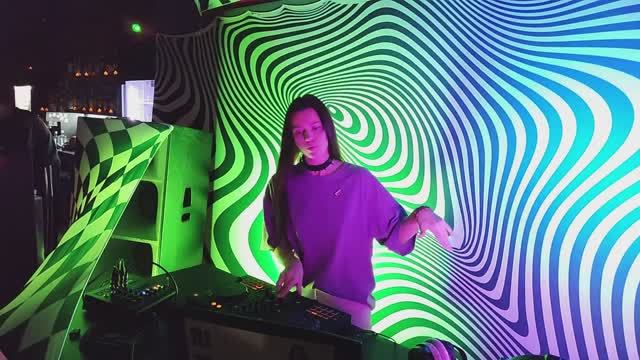 Tasha Storm - Vocal Progressive House & Melodic Techno Live DJ Mix @ 911 PnB Party смотреть онлайн