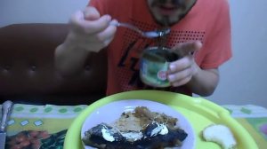 ОБЖОР ЖАРЕНАЯ СКУМБРИЯ С МОРСКОЙ КАПУСТОЙ