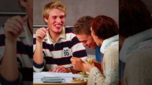 На диету © Copyright: Бронислав Сычёв, 2021 Свидетельство о публикации №121060703226